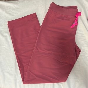 FIGS women’s Livingston basic scrub pants in size medium